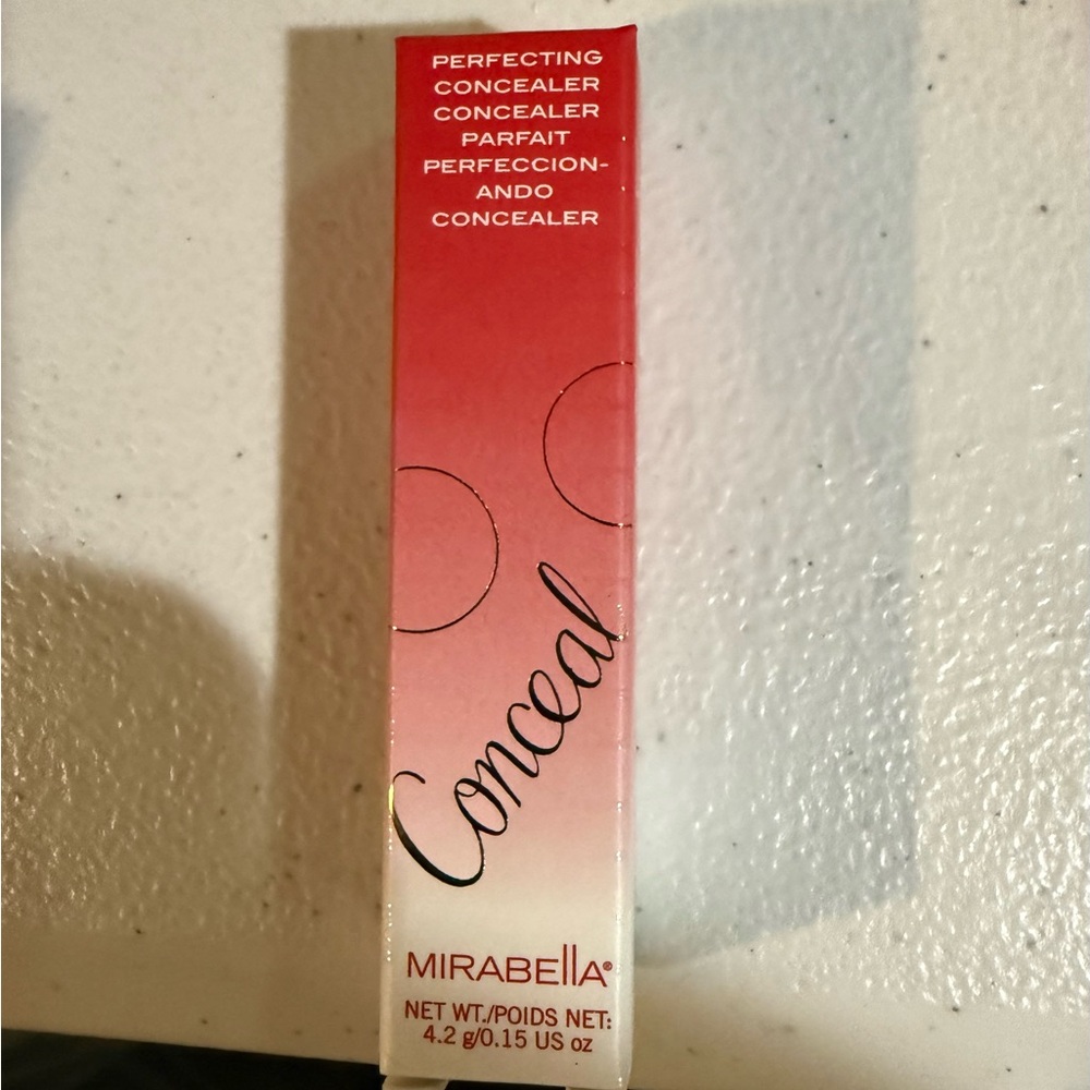 Perfecting Concealer - Red